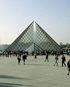 Moderní architektura ve světě X. - Pyramida v pařížském Louvru